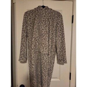 Snug style oversized hooded fleece small/medium